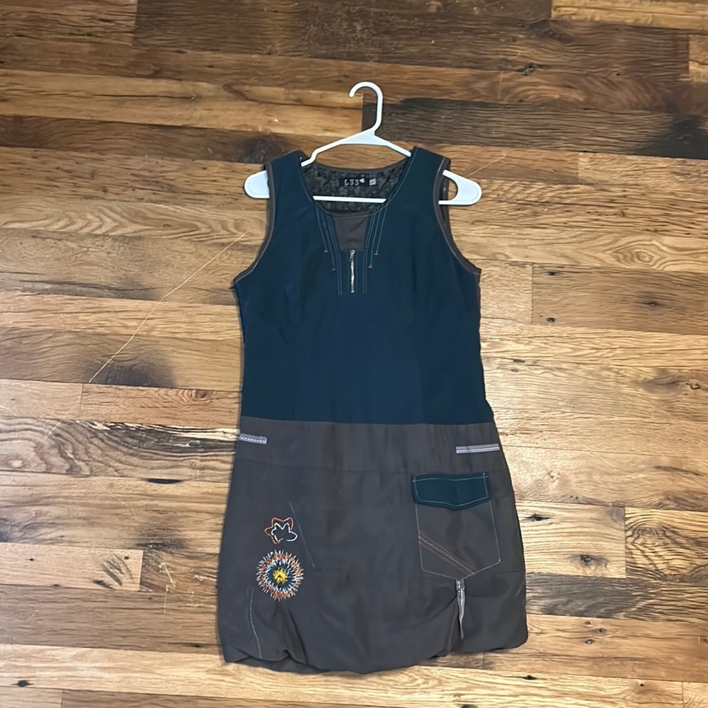 L33 dress, size s/m, brown and dark green, embroidery, pockets